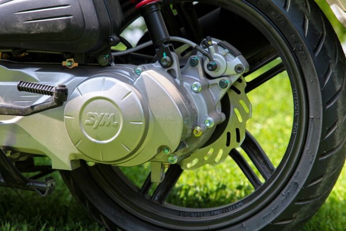 Скутер SYM Symphony SR 125 Серебро, арт. AZ12W1-T_S880S