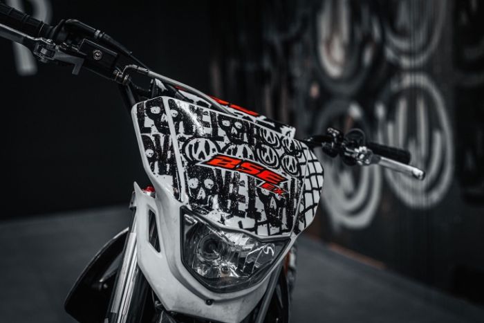 Питбайк BSE EX 125e 14/12 Max13 White Red 1, арт. B0EX12540CRW1