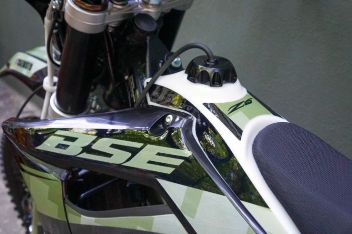 Эндуро / кроссовый мотоцикл BSE Z6 Camo Green (010), арт. B0Z6KB010HHH1