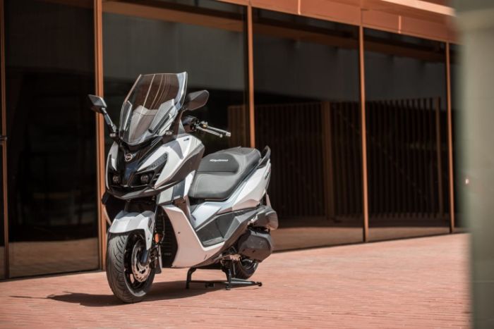 Максискутер SYM CRUiSYM a 300 белый, арт. LV30W3-W-WH-300P