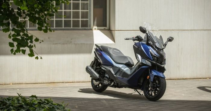 Максискутер SYM CRUiSYM a 300 белый, арт. LV30W3-W-WH-300P