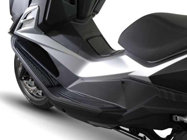 Максискутер SYM CRUiSYM a 300 белый, арт. LV30W3-W-WH-300P