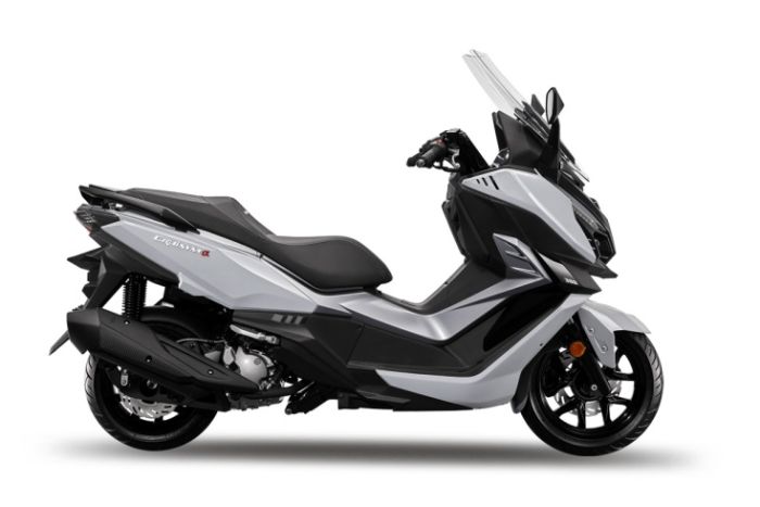 Максискутер SYM CRUiSYM a 300 белый, арт. LV30W3-W-WH-300P