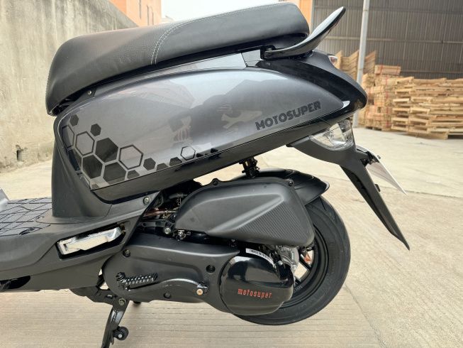 Скутер Motosuper S9 Blanc Gris (белый), арт. M0S9YB015AWH1